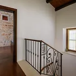 Gina * Valtura